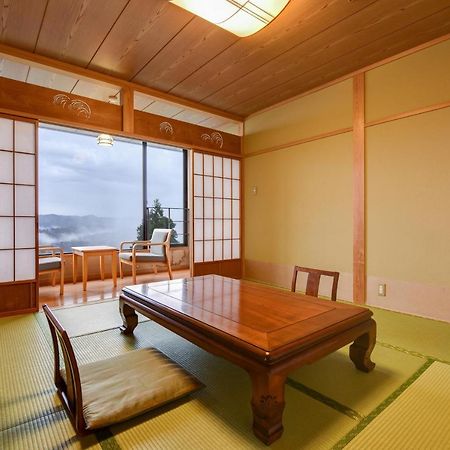 Unkai Hotel Tokamachi Exterior photo